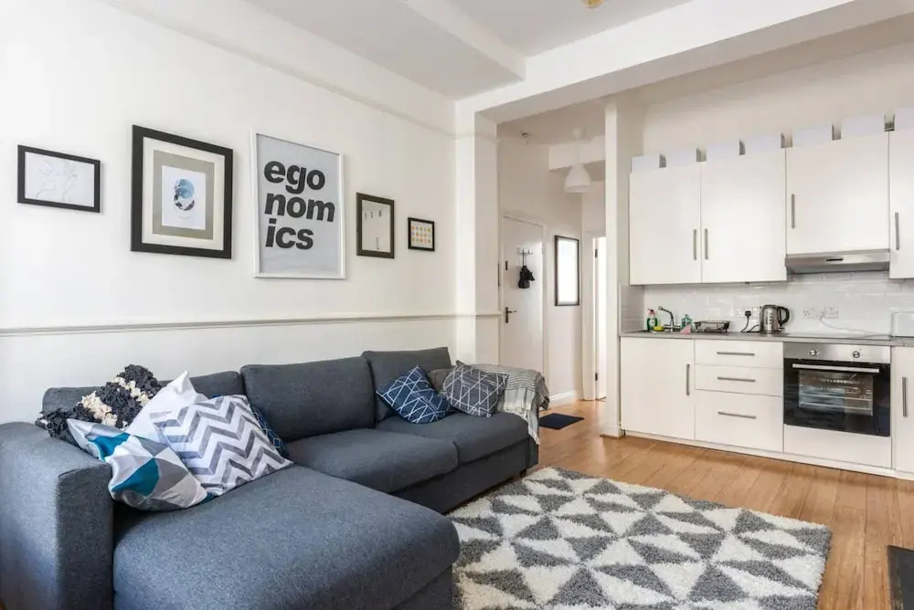 Stunning 1 Bedroom Regency Flat on Brighton Seafront