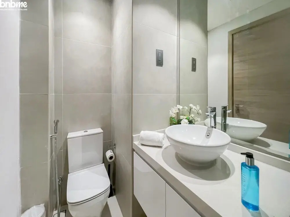 Bnbmehomes Beautiful Lake View Studio Near Marina