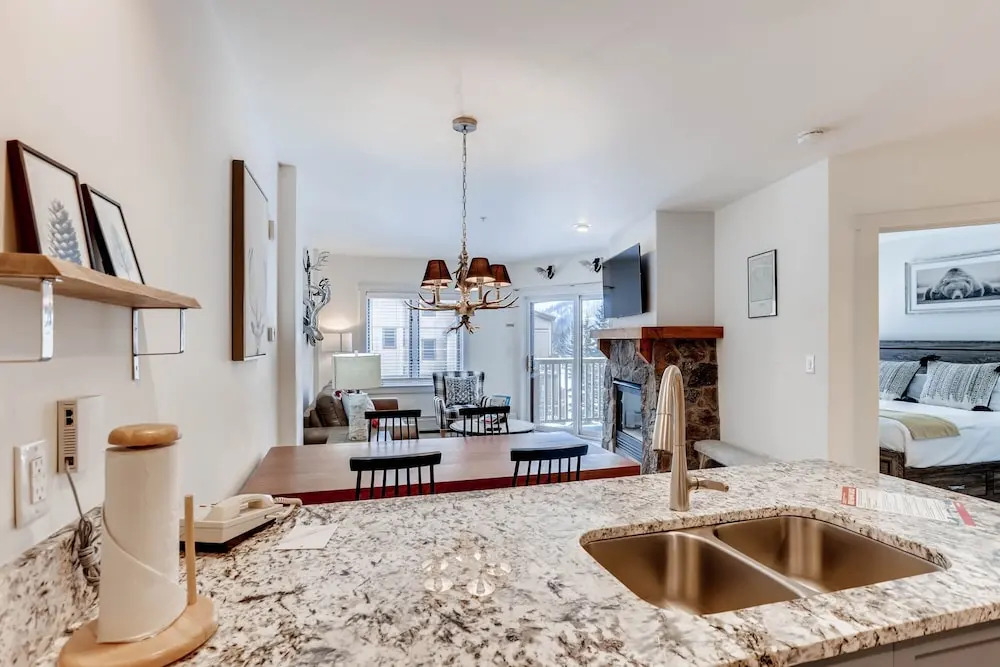Full Renovated 1br -walk To Gondola & Kids Ski Free 1 Bedroom Condo by RedAwning