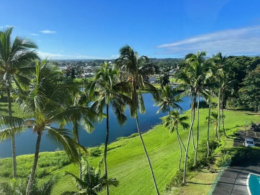 Stunning Views Best location in Hilo 2BR