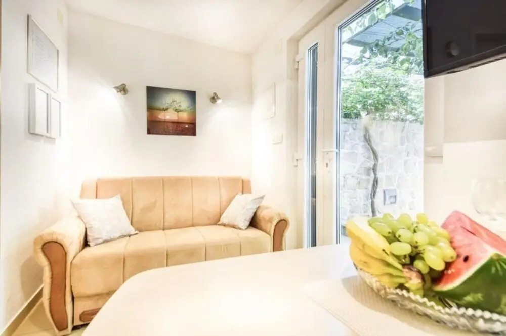 Ennio - 100m From the Beach - SA4