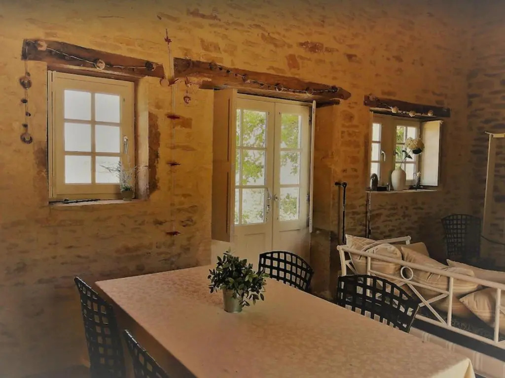 Une Maison de campagne en Bourgogne du Sud