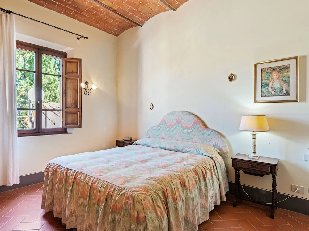 Graceful Apartment in San Miniato with Swimming Pool