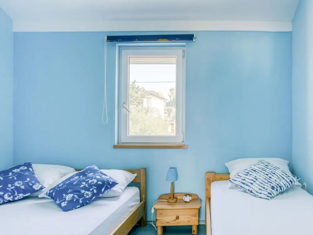 Lovely Apartment in Pirovac With Balcony