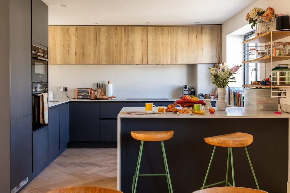 Stylish Family Home With Garden