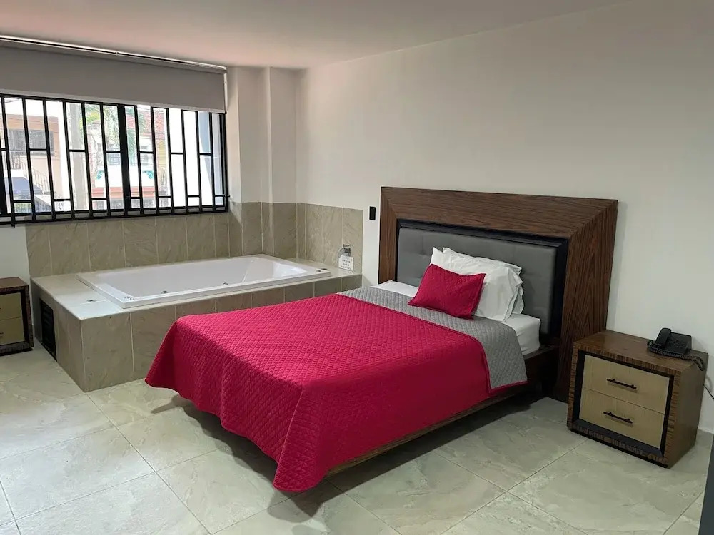 Hotel Ofix - Laureles