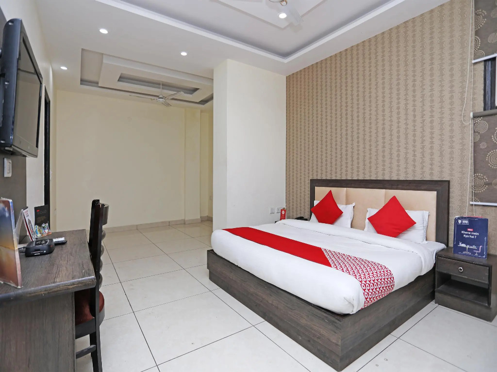 OYO 28017 Hotel Olive