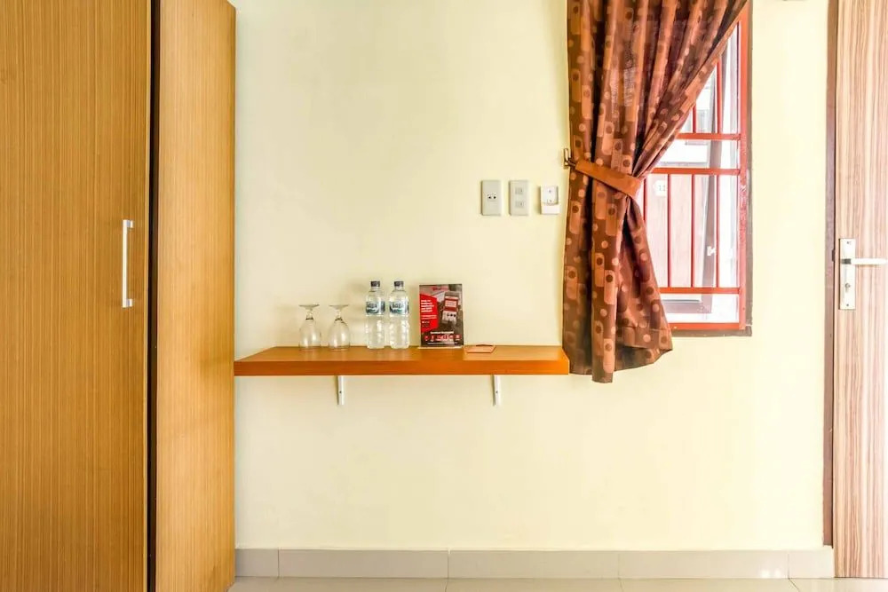 RedDoorz @ Jalan Kapten Muslim Medan