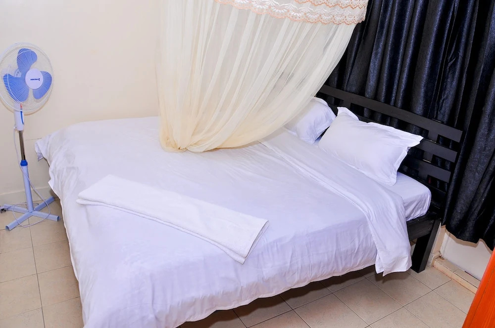 Milany Homes - Near Jkia Airport