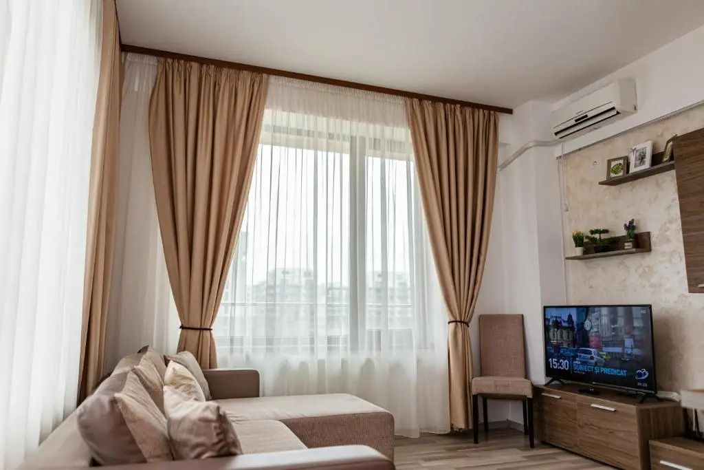 Summerland Sea View Apartment