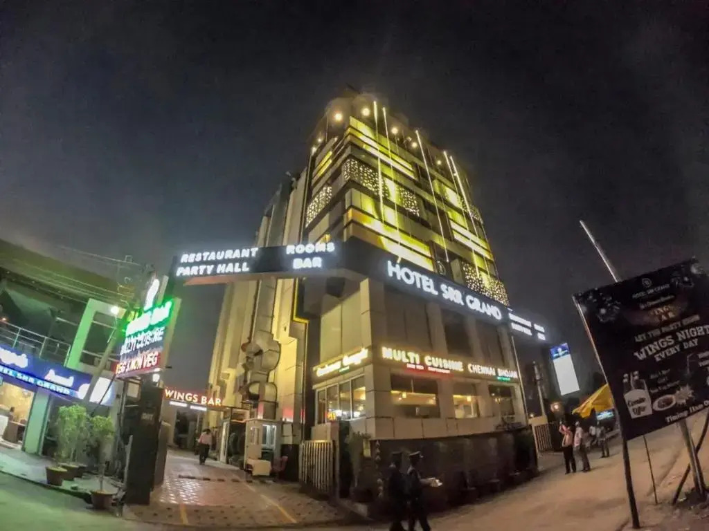 Hotel SRR Grand
