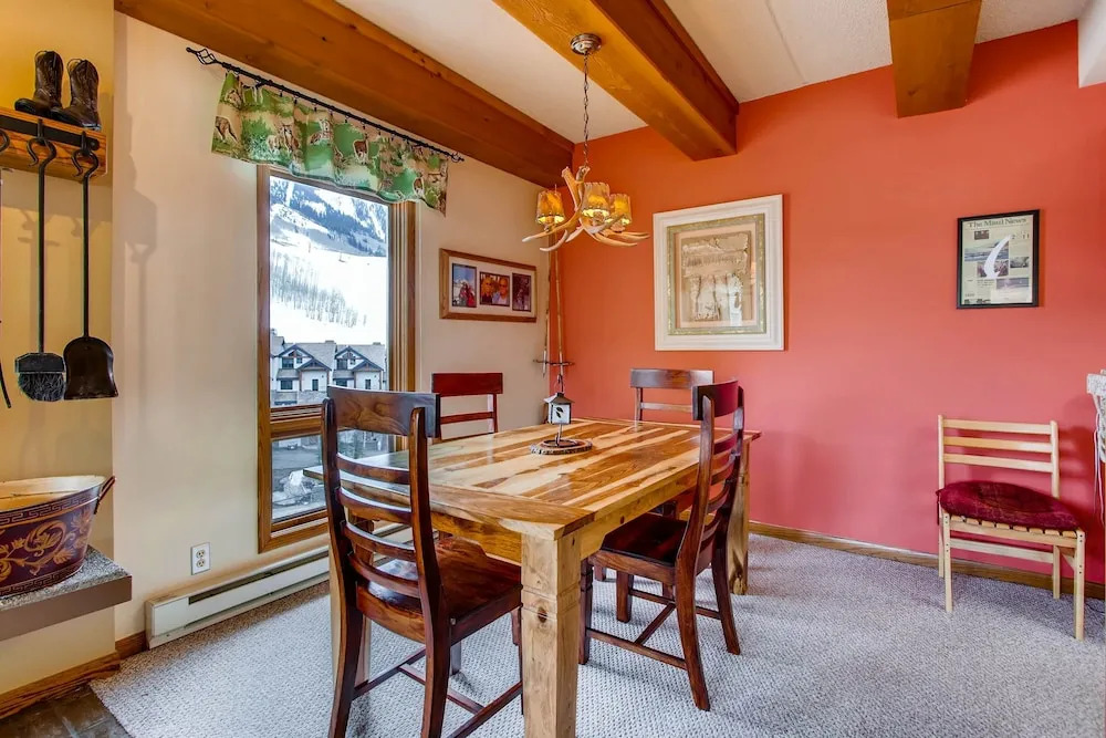 Plaza 3PK PZ642 - 2 Br Condo