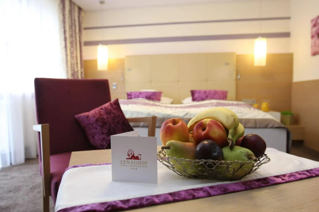 Hotel LENAUHOF - nur 3 Minuten zur Rottal Terme