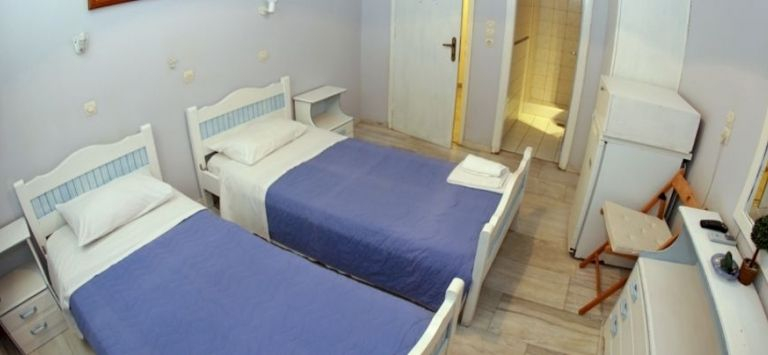 Tonia Hotel