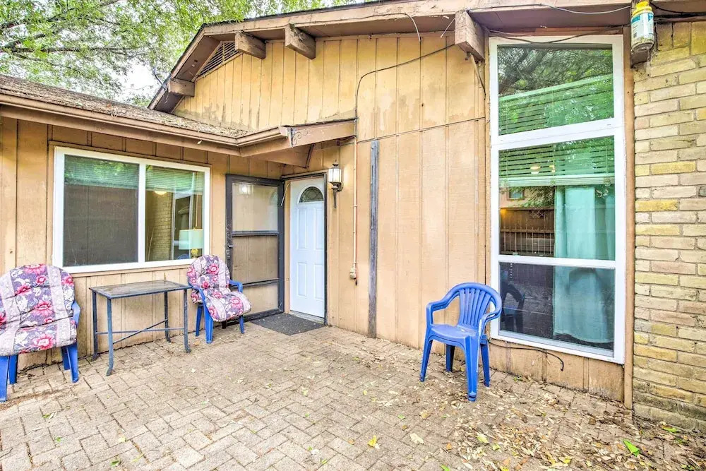 Family-friendly Townhouse w/ Private Patio