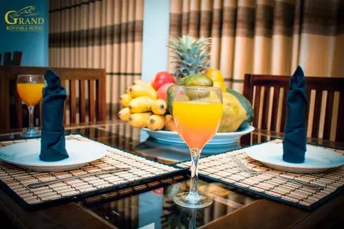 OYO 361 Grand Rovinka Hotel