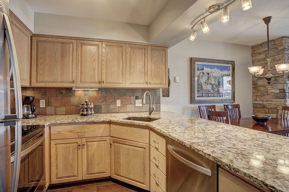 Wellington #3 (Townhome with Private Hot Tub)