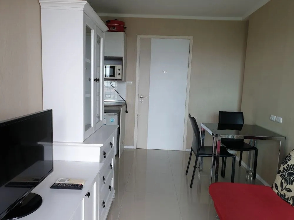 Kosin Beach Room Pattaya