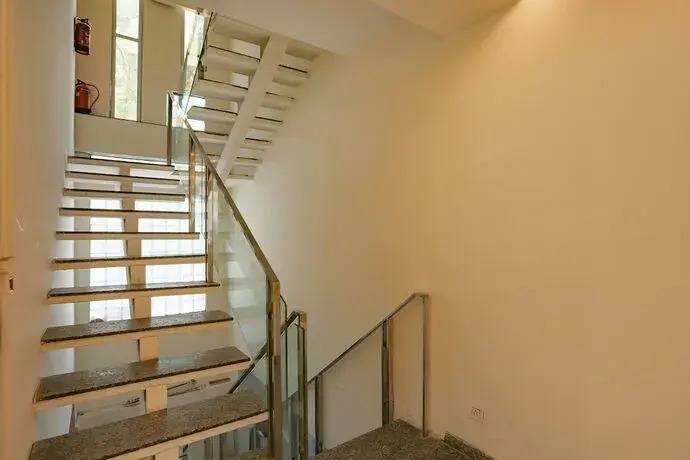 Townhouse Pitampura West Enclave