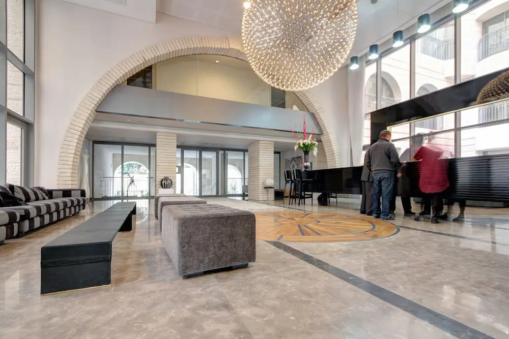 Kook Isrentals - ApartHotels In City Center