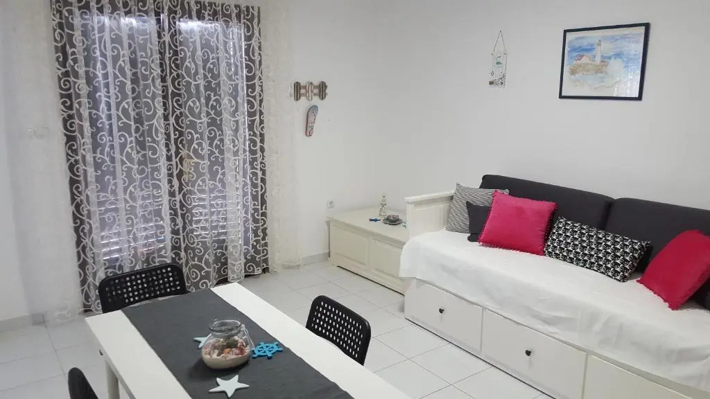 Apartmani Ana - Meka Draga