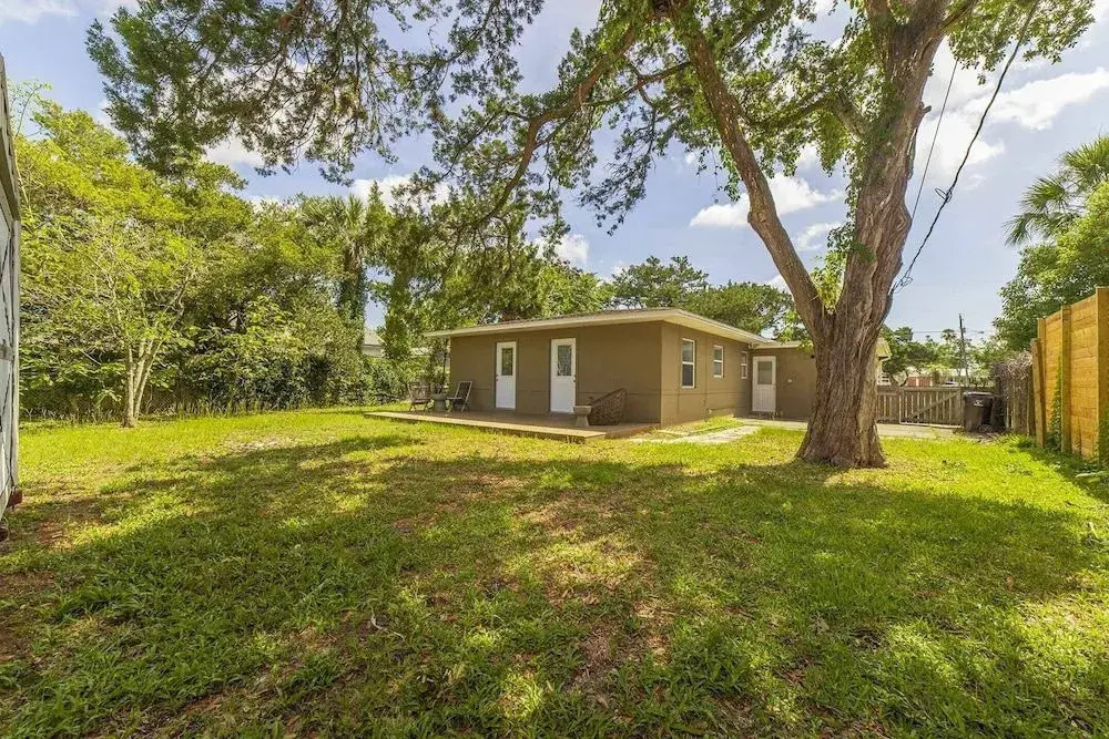 Charming St Augustine Home ~ 1 Mi to Dtwn!