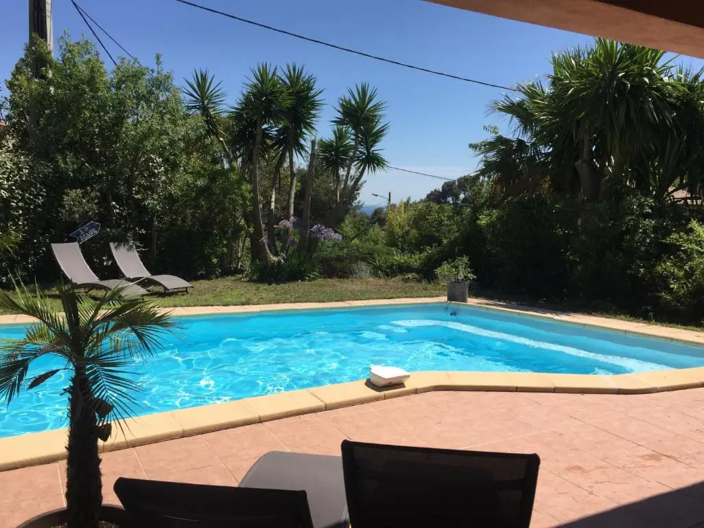 Villa 150m2 piscine apercu mer climatisée