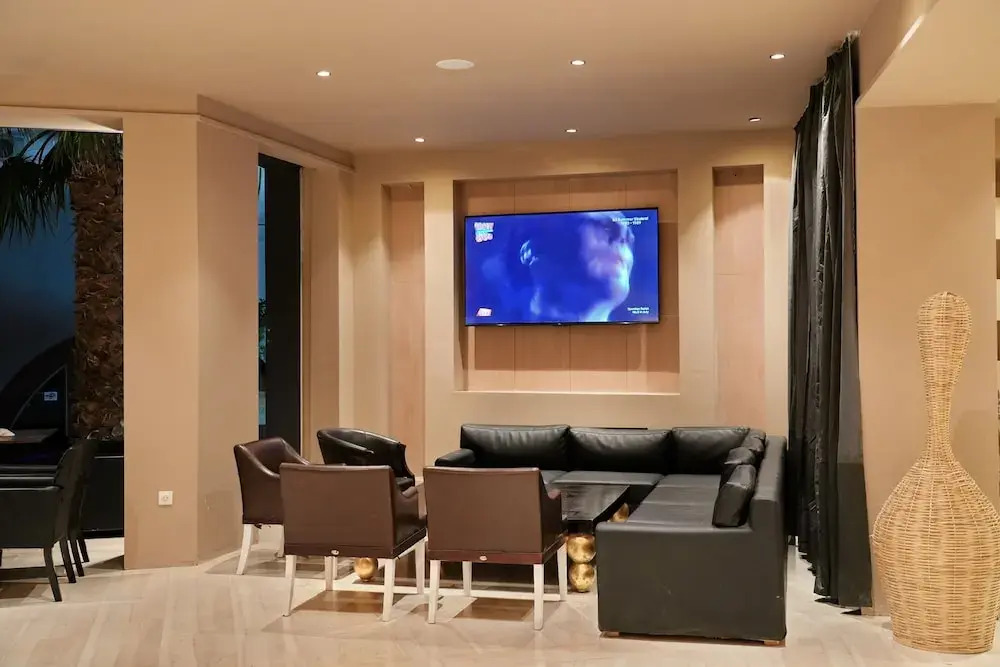 PEARL Hotel