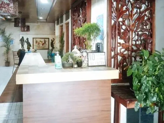 RedDoorz @ Plaza La Paz Iloilo City
