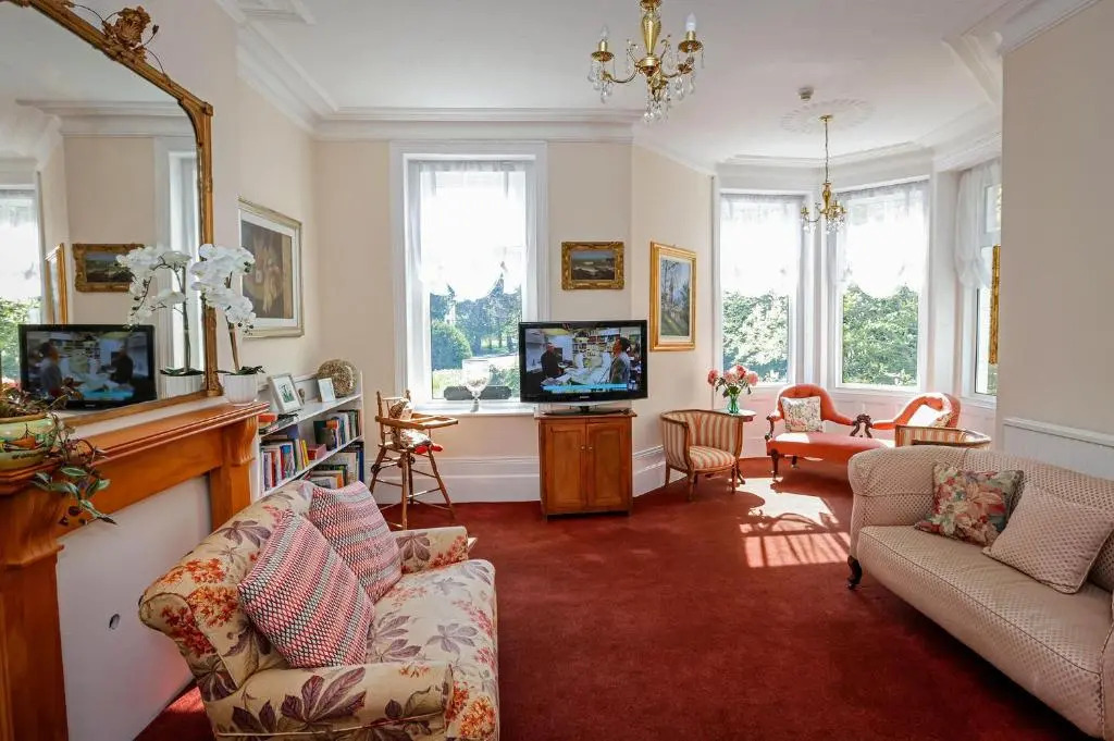 Winter Dene Hotel Beachside