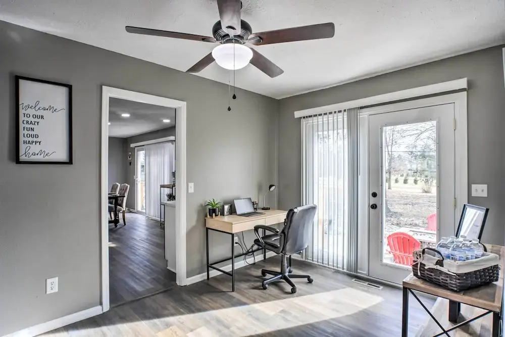 Family-friendly Springfield Home w/ Yard!