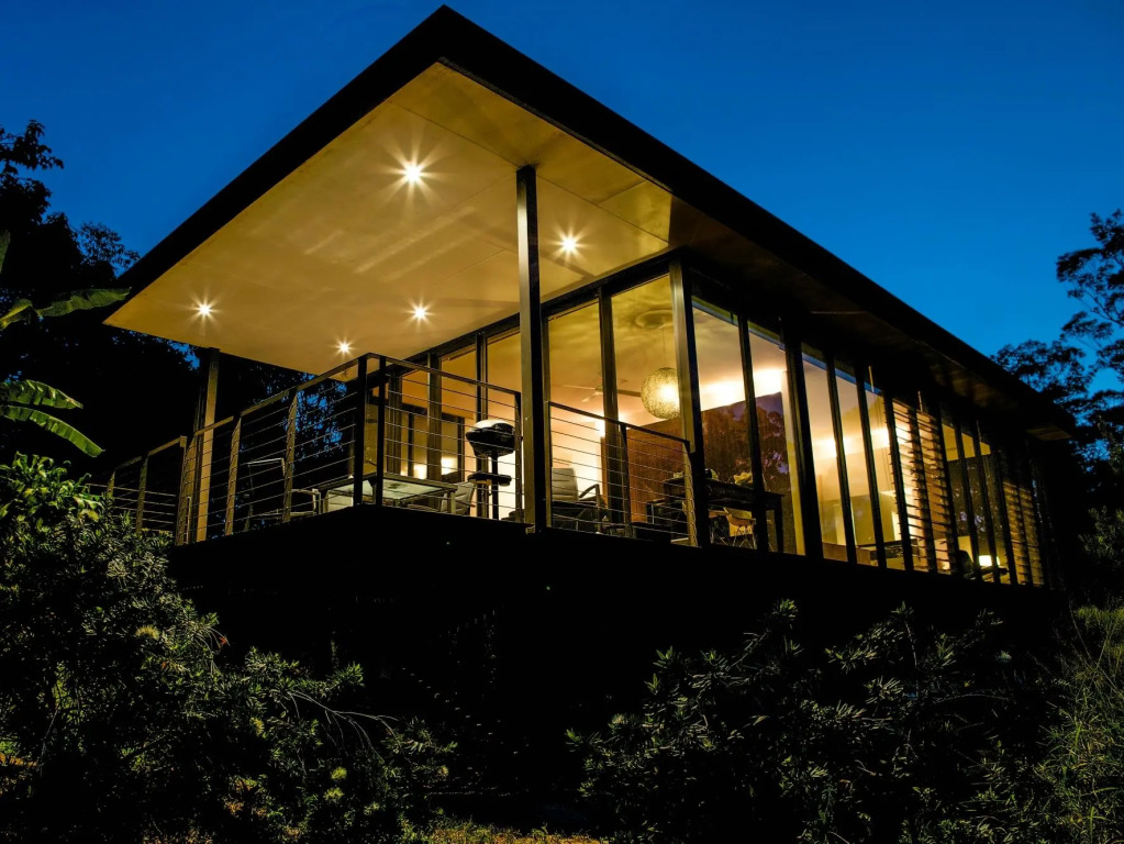 Glass On Glasshouse