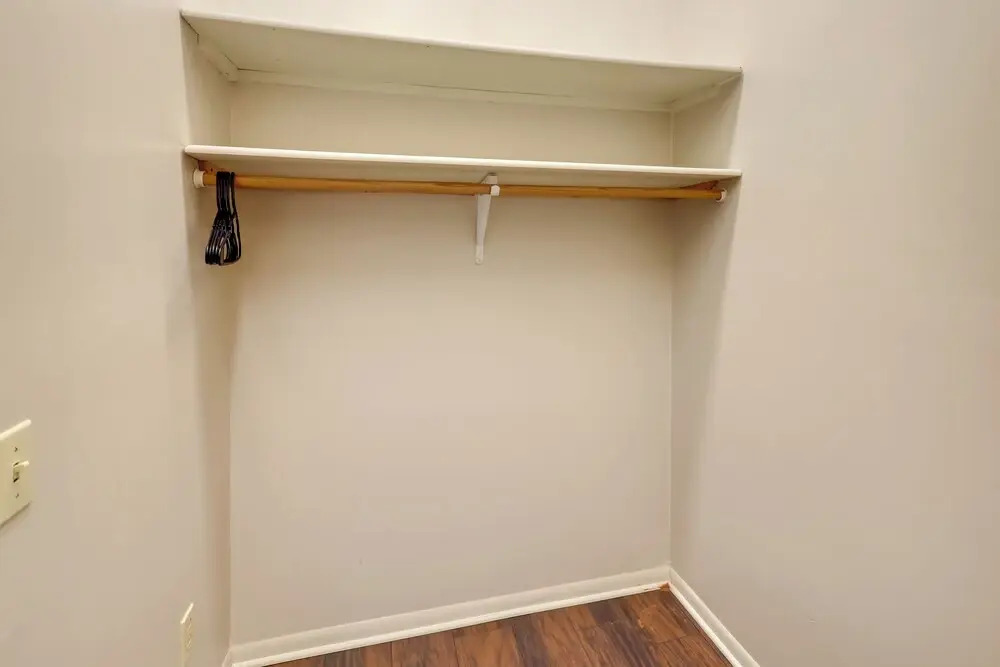 Explore Old Market: Convenient Omaha Condo