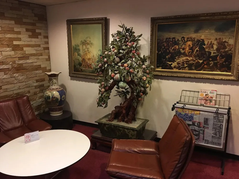 Yuki Hotel