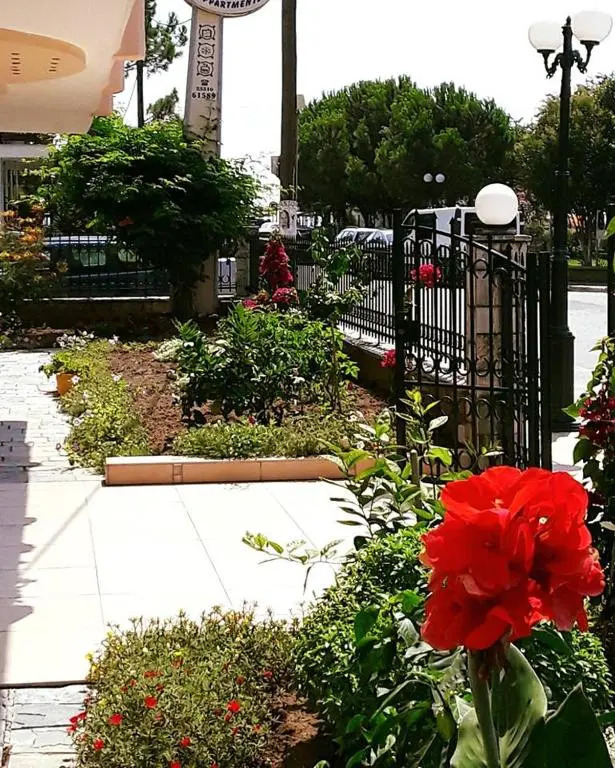 Ikaros Apartments