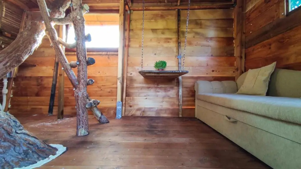 Gea tree house