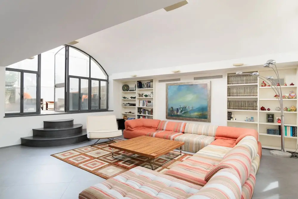 Luxury Duplex with Rooftop by FeelHome