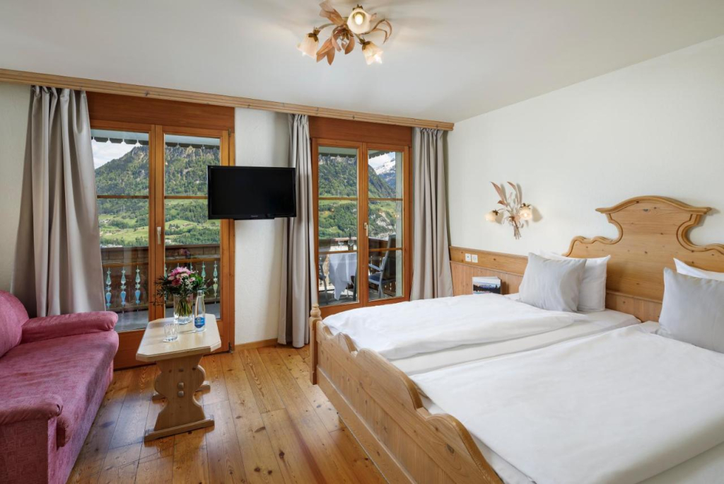 Hotel und Naturhaus Bellevue