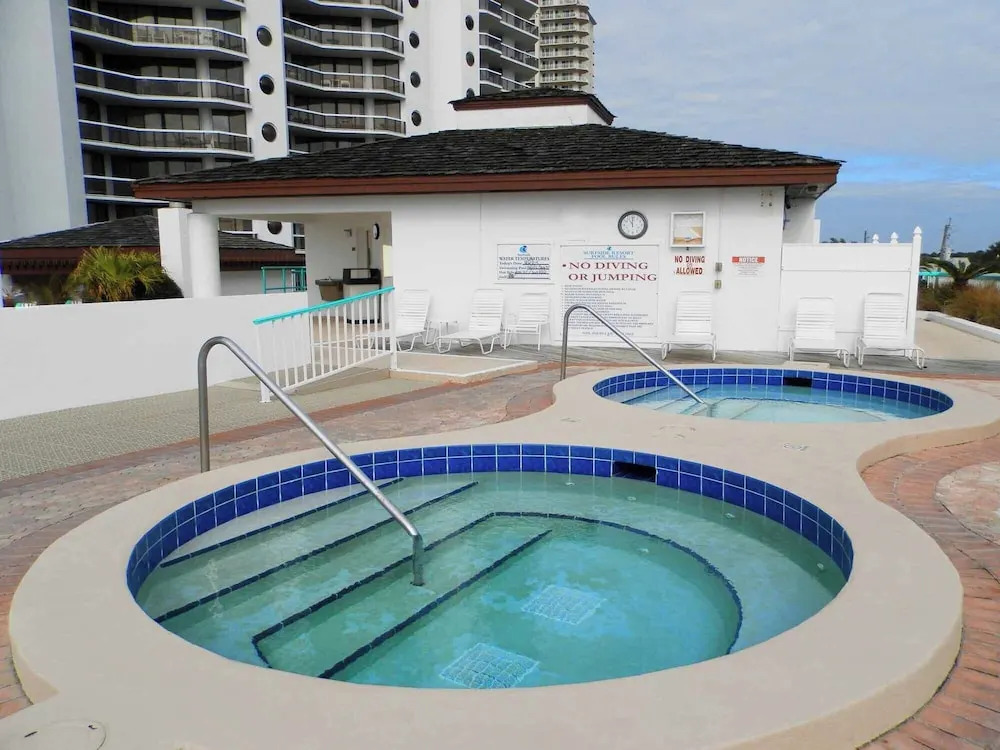 Surfside Resort
