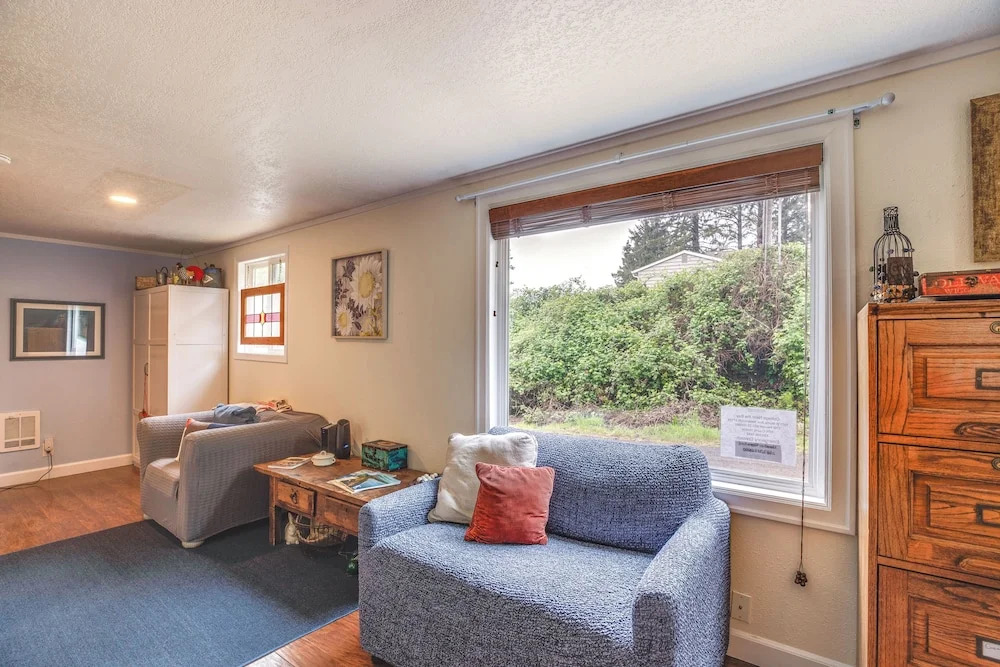 Quaint Tillamook Getaway Near Netarts Bay
