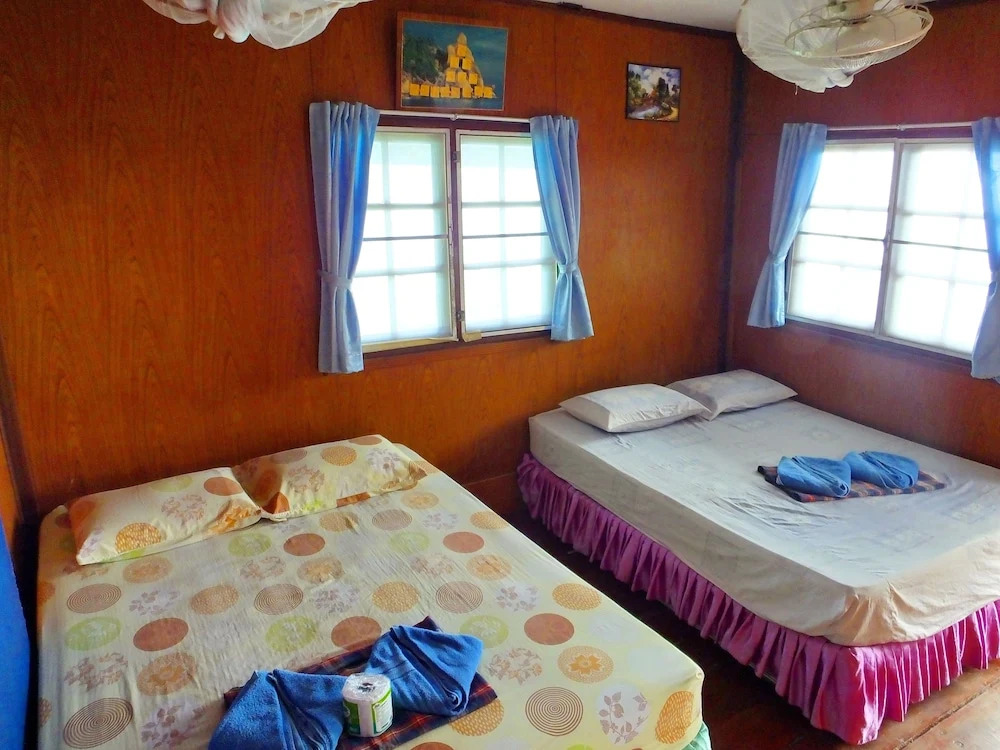 OK2 Mamajim Bungalows