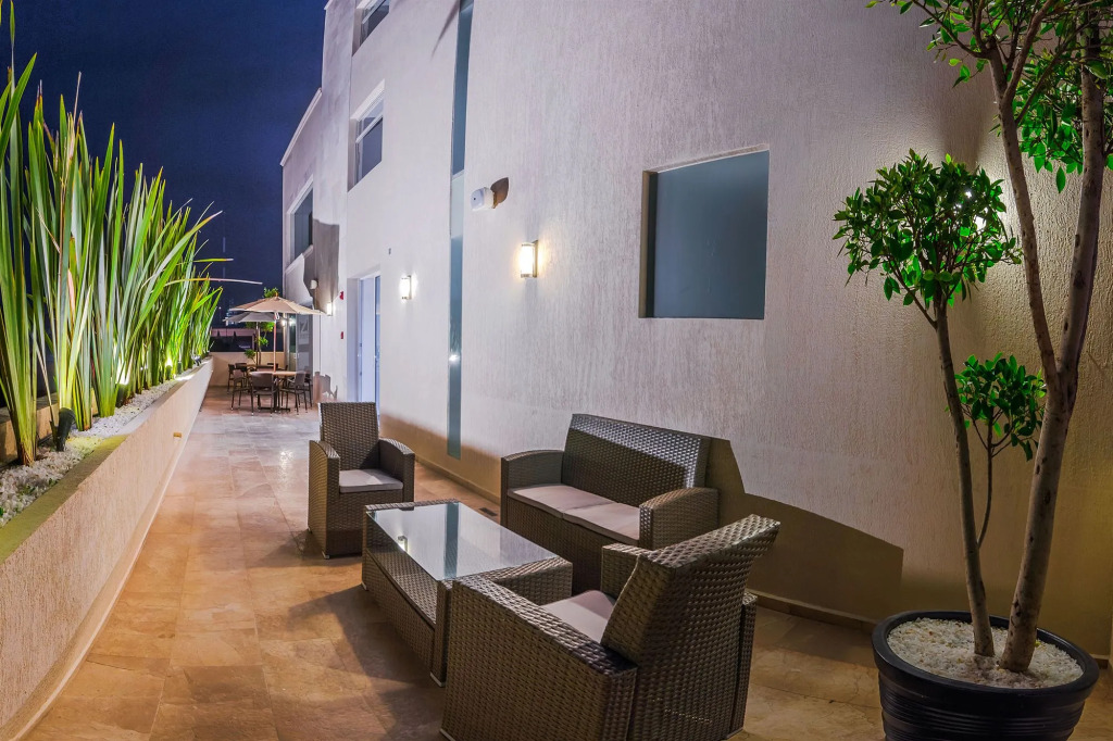 Hotel Zenith