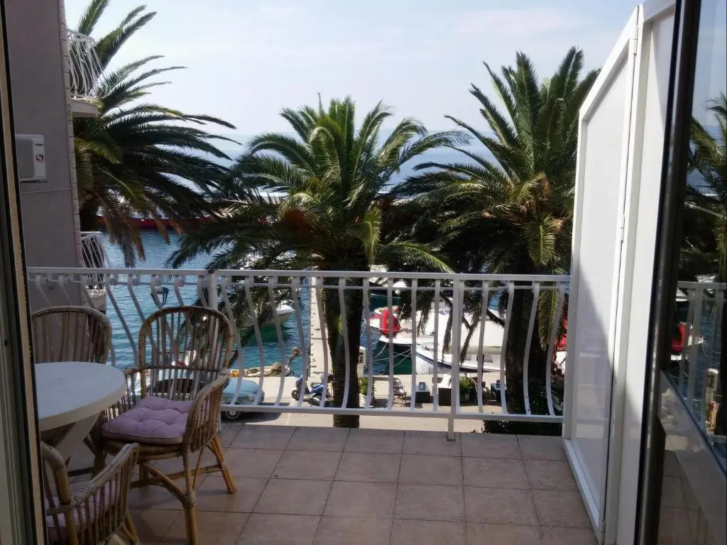 Apartments Biser