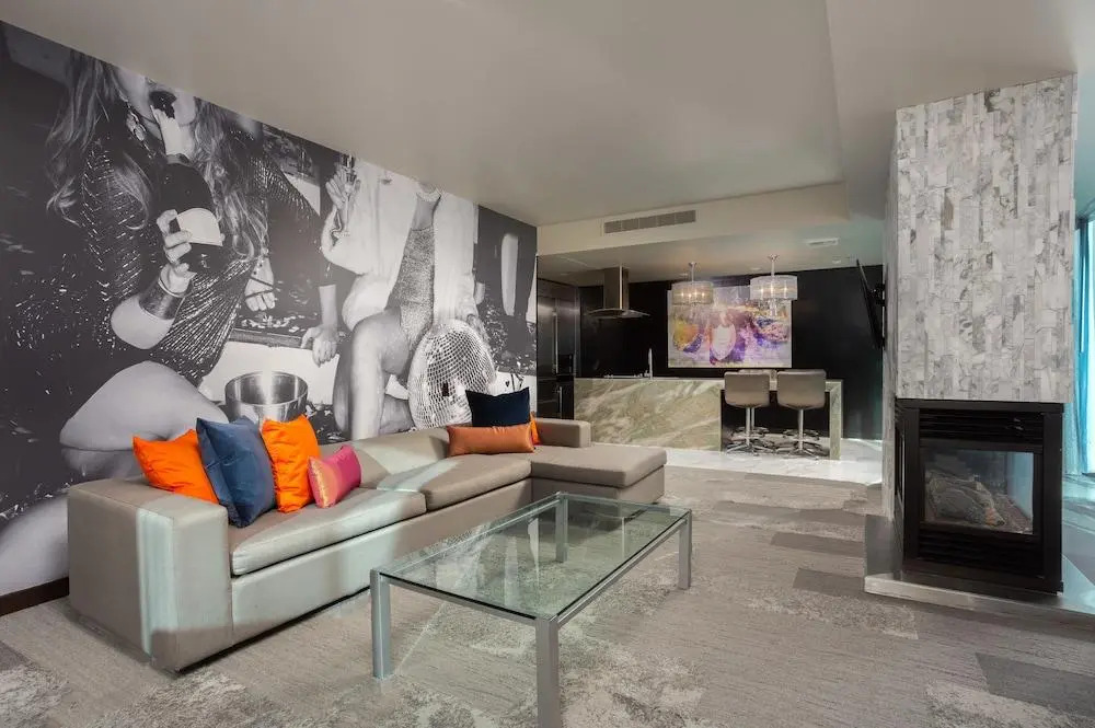 Palms Place Unit 35321