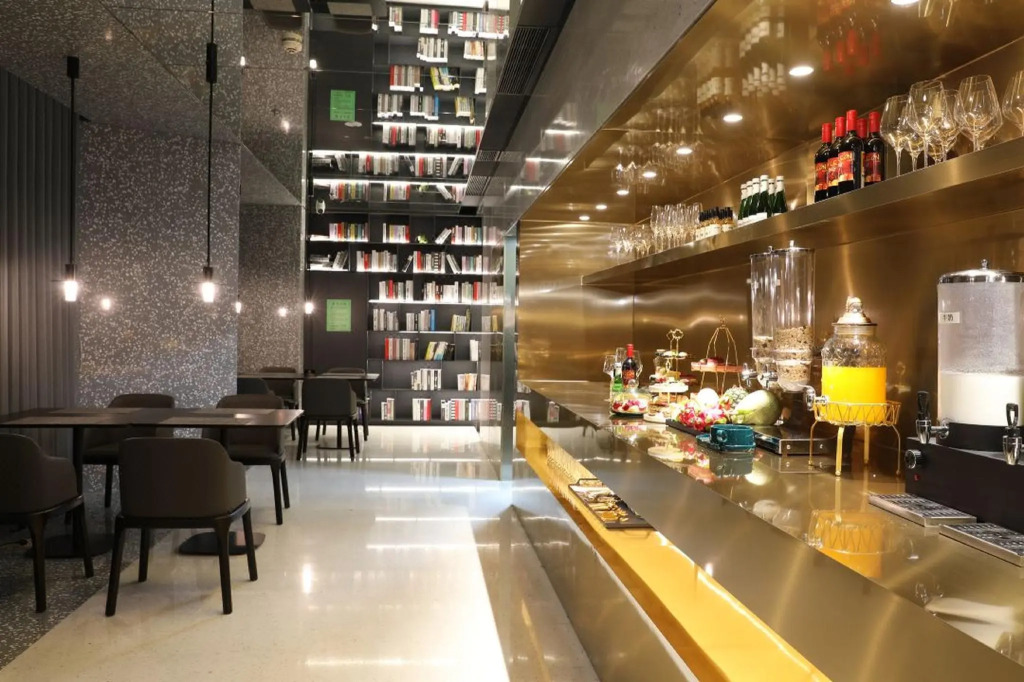Layflat Hotel