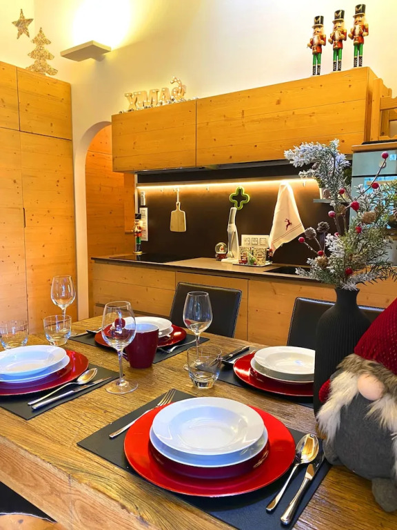 Apartment on the ski Slopes at Plan de Corones
