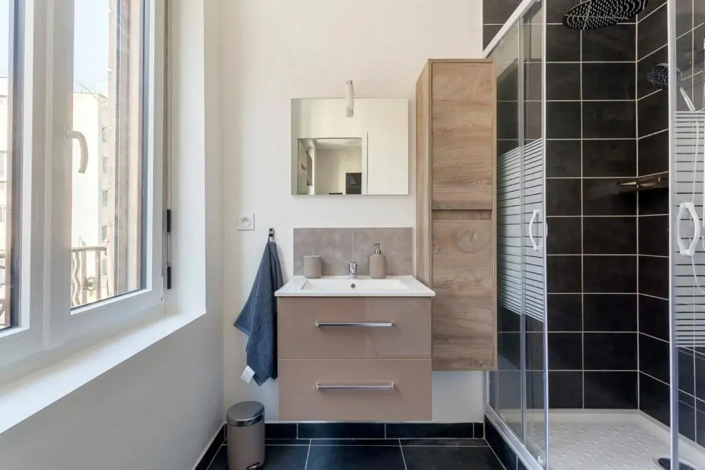 Studio Equipé Boulevard Stalingrad -2 personnes