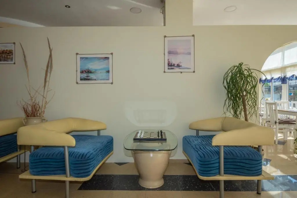 Hotel Briz