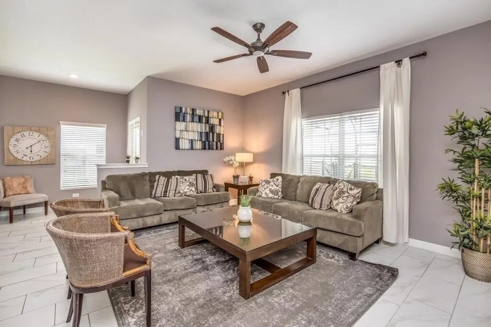 3097pequod 5 Bedroom Townhouse by RedAwning