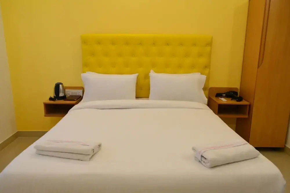 Hotel Ur Stay Inn